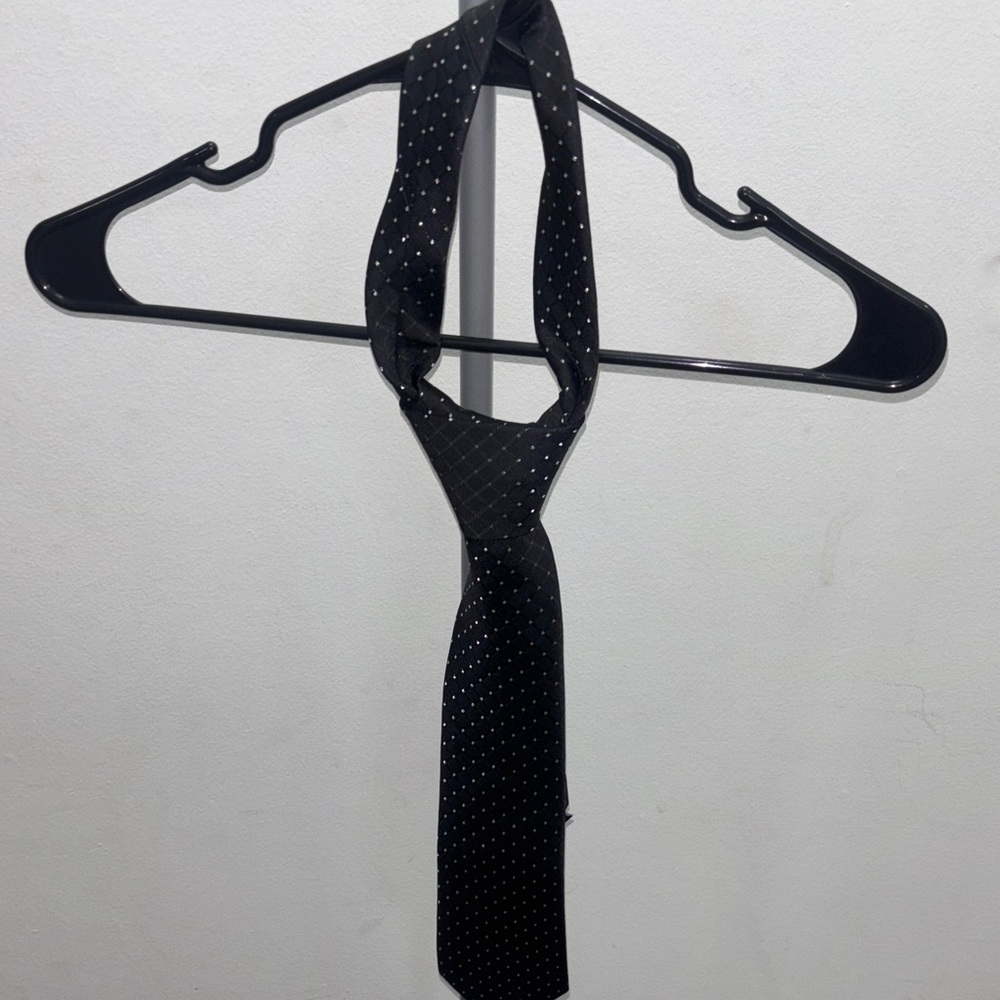 Stafford Black and White Polka Dot Tie